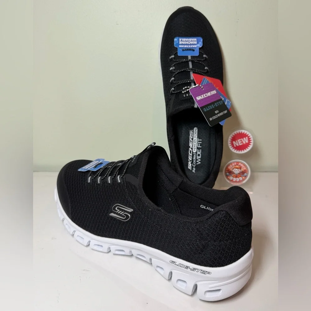 Skechers - Size 8.5 Wide - Glide-Step - Resilience Pull on Black - New - Picture 3 of 9